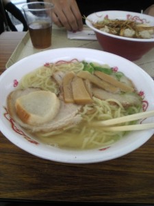 味彩塩拉麺(函館麺厨房あじさい) 味彩塩拉麺(函館麺厨房あじさい)